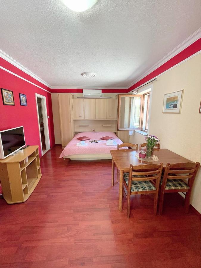 House Ivancic-Free Parking تروغير الغرفة الصورة